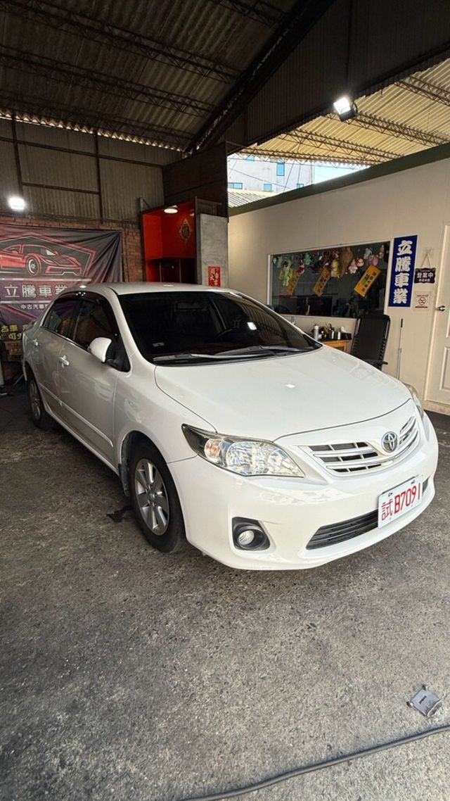 TOYOTA豐田 ALTIS  第2張相片