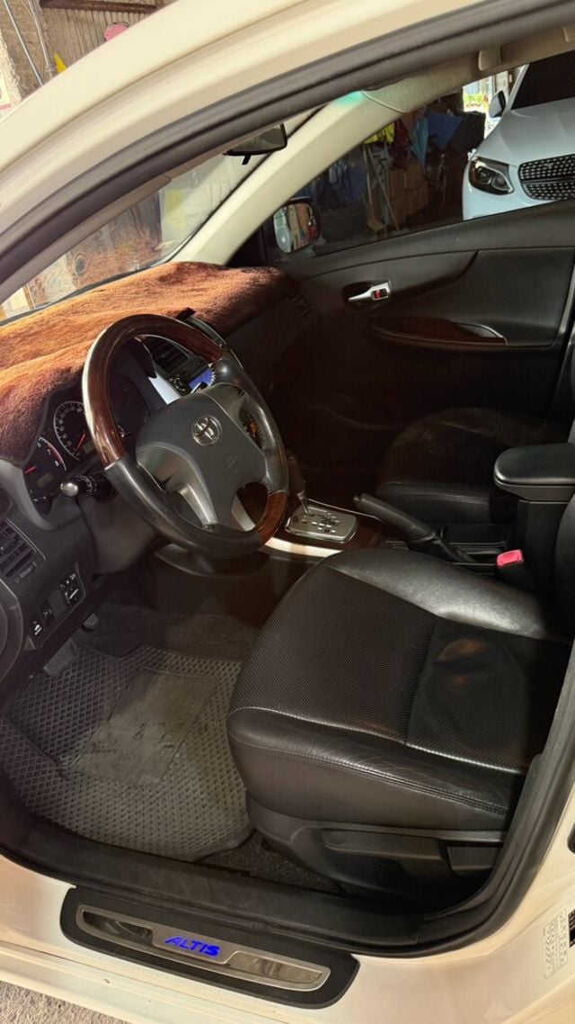 TOYOTA豐田 ALTIS  第8張相片
