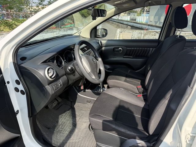 NISSAN日產 LIVINA  第4張相片