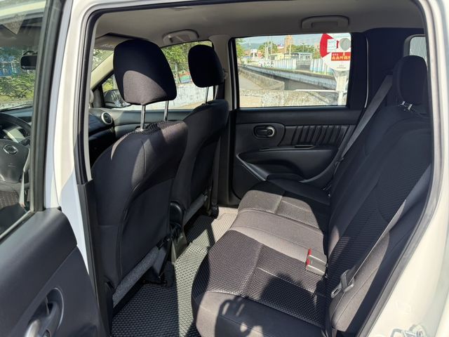 NISSAN日產 LIVINA  第5張相片