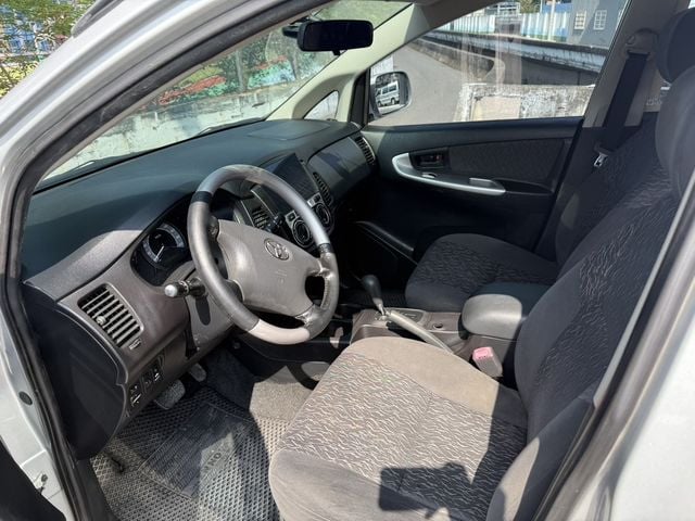 TOYOTA豐田 INNOVA  第4張相片
