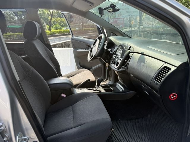 TOYOTA豐田 INNOVA  第8張相片