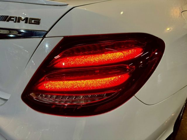 M-BENZ賓士 E300  第6張相片