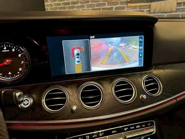 M-BENZ賓士 E300  第12張相片