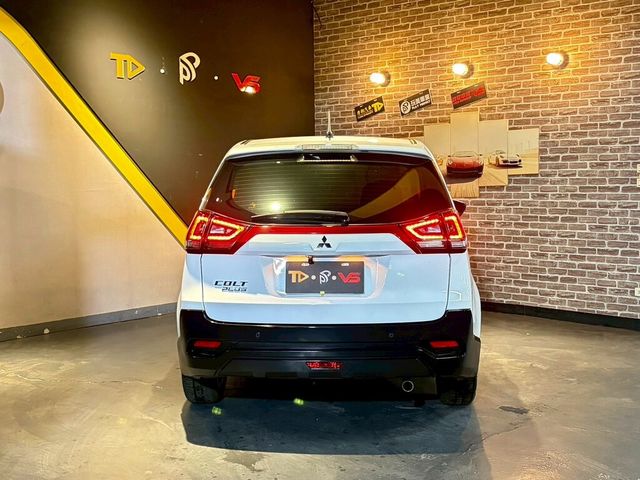 MITSUBISHI三菱 COLT PLUS  第4張相片