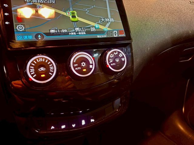MITSUBISHI三菱 COLT PLUS  第15張相片