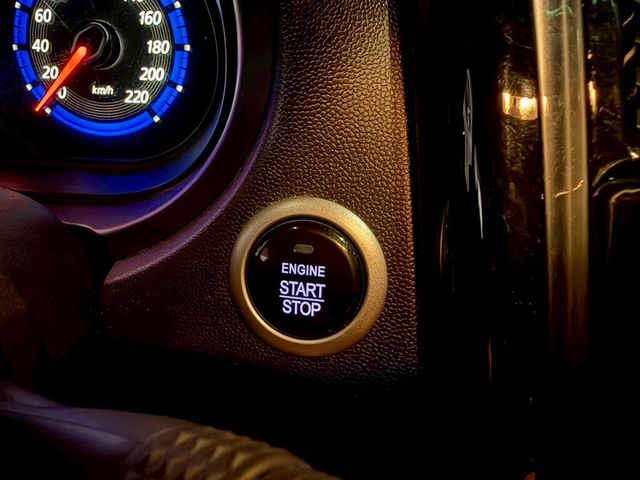 MITSUBISHI三菱 COLT PLUS  第16張相片
