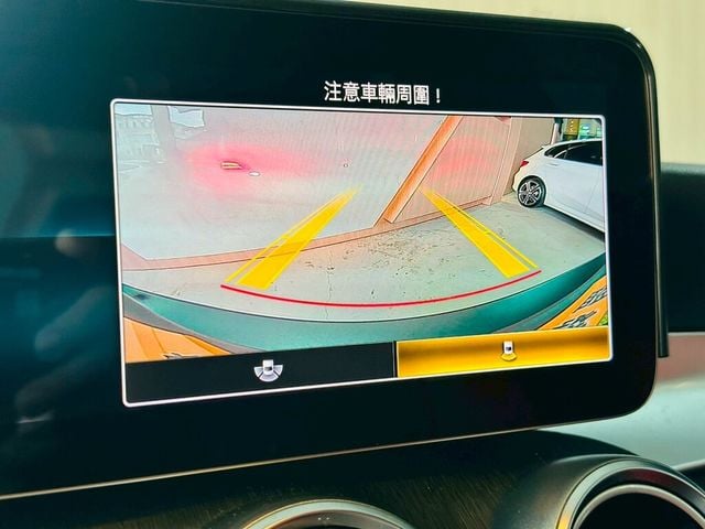 M-BENZ賓士 C300  第11張相片
