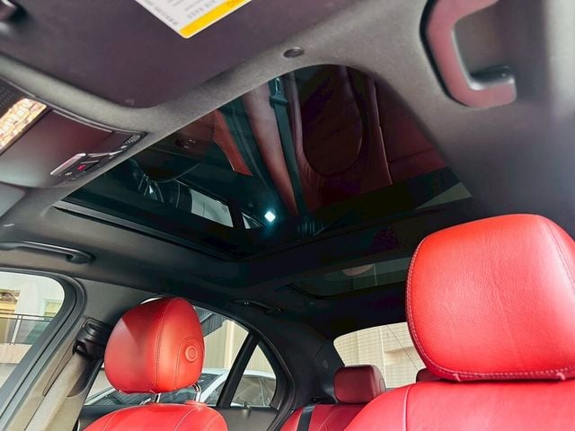 M-BENZ賓士 C300  第15張相片