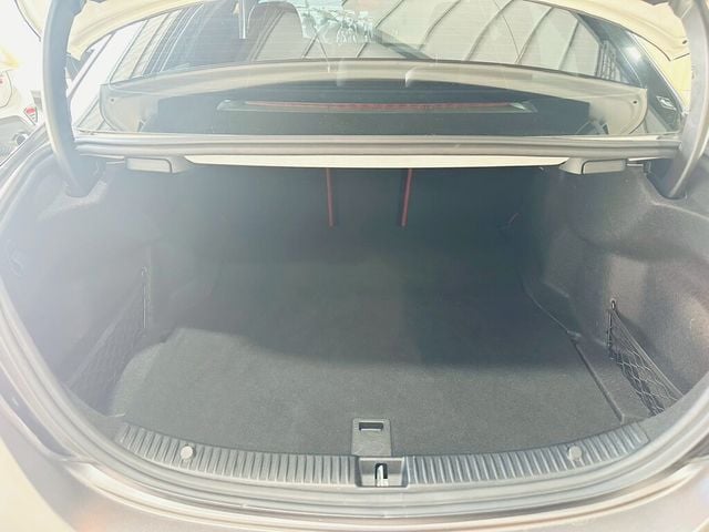 M-BENZ賓士 C300  第18張相片