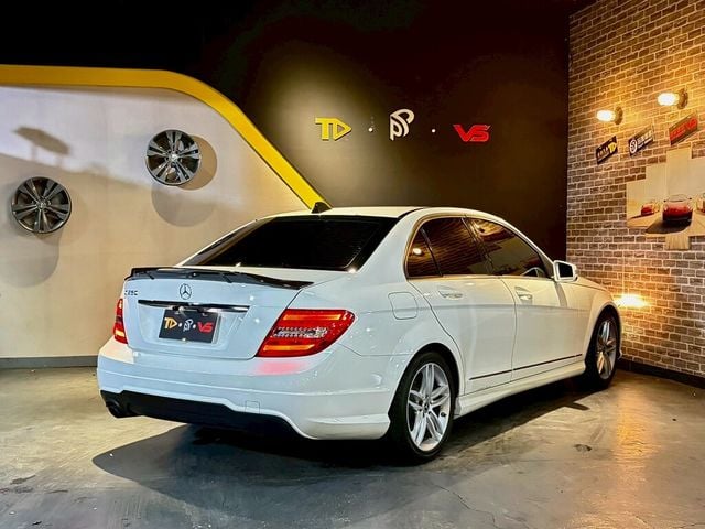 M-BENZ賓士 C250  第2張相片