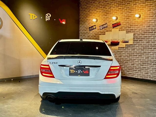 M-BENZ賓士 C250  第4張相片