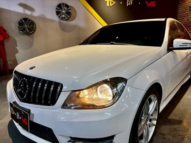 M-BENZ賓士 C250  第5張相片