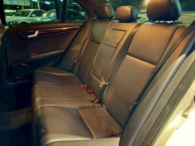 M-BENZ賓士 C250  第10張相片