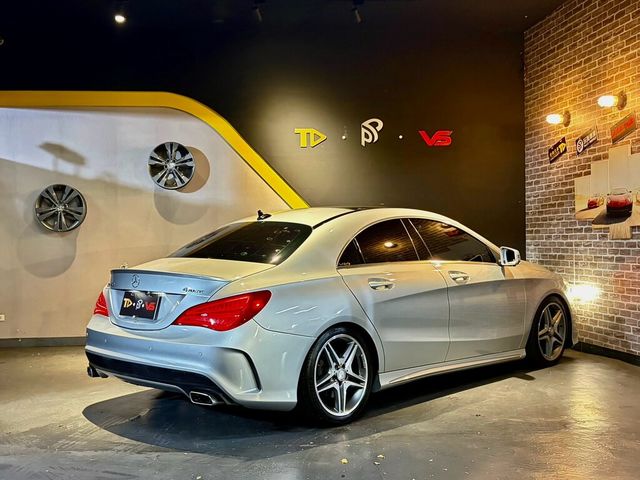 M-BENZ賓士 CLA250  第2張相片