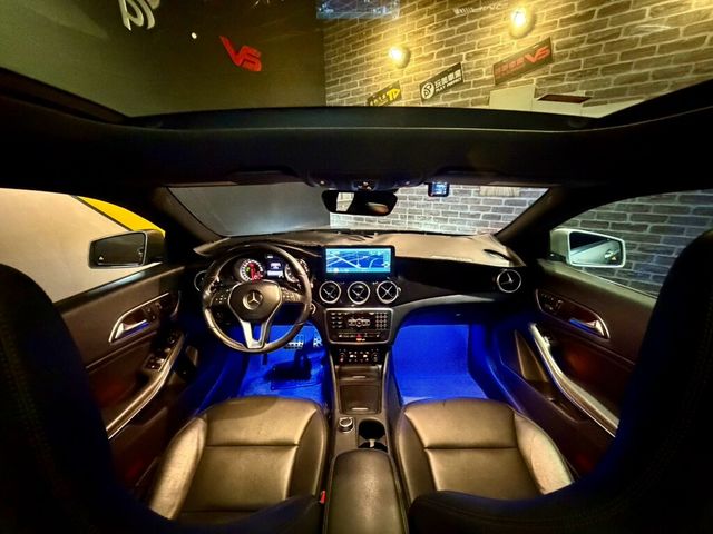 M-BENZ賓士 CLA250  第8張相片