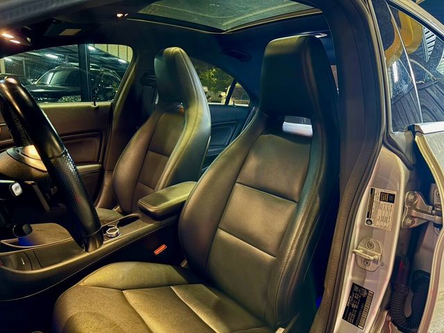 M-BENZ賓士 CLA250  第10張相片