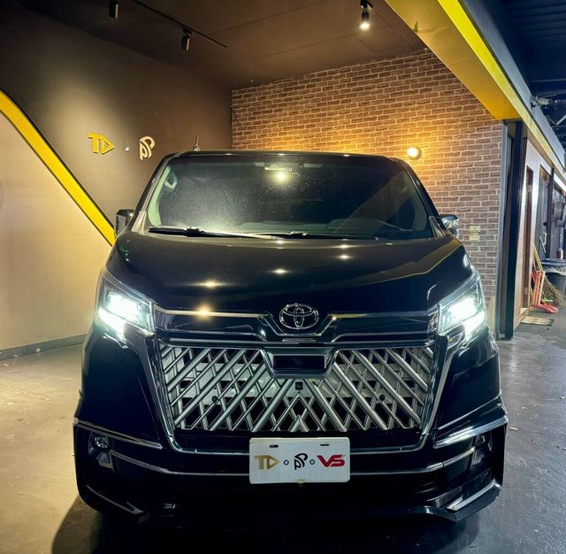 TOYOTA豐田 GRANVIA  第3張相片