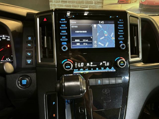 TOYOTA豐田 GRANVIA  第14張相片