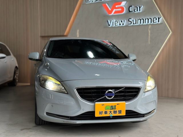 VOLVO富豪 V40  第2張相片