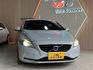 VOLVO富豪 V40  第2張縮圖