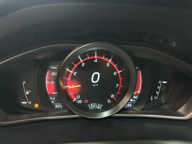 VOLVO富豪 V40  第8張相片