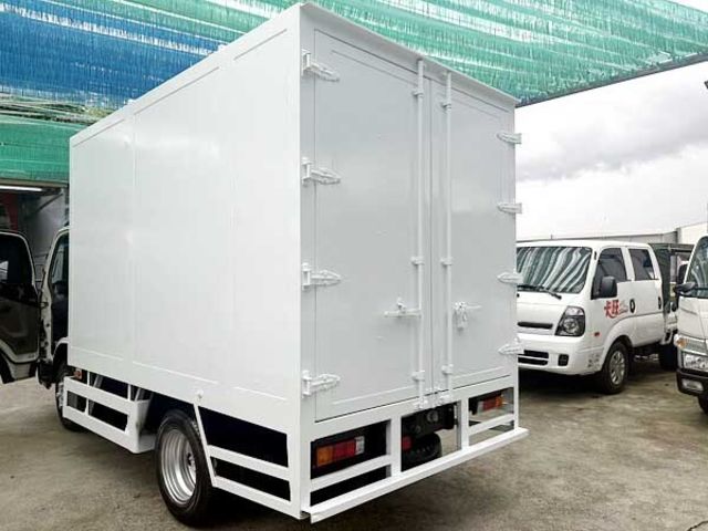 MITSUBISHI三菱 CANTER  第7張相片