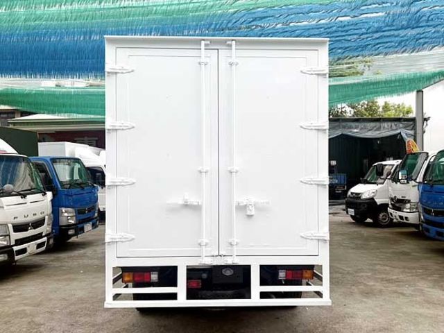 MITSUBISHI三菱 CANTER  第8張相片