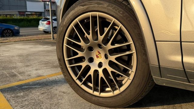 PORSCHE保時捷 CAYENNE  第5張相片