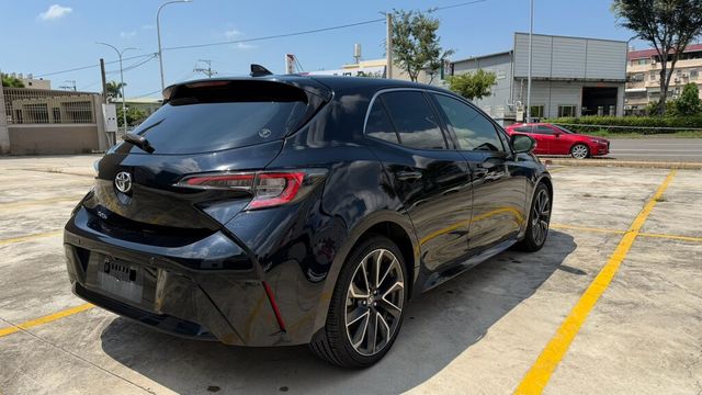 TOYOTA豐田 AURIS  第2張相片