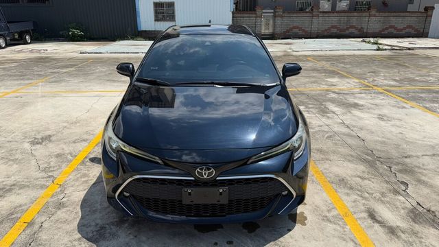 TOYOTA豐田 AURIS  第3張相片