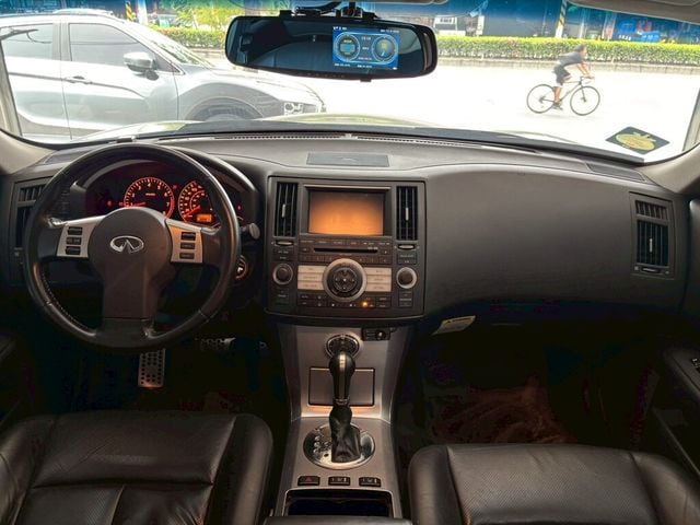 INFINITI無限 FX35  第5張相片