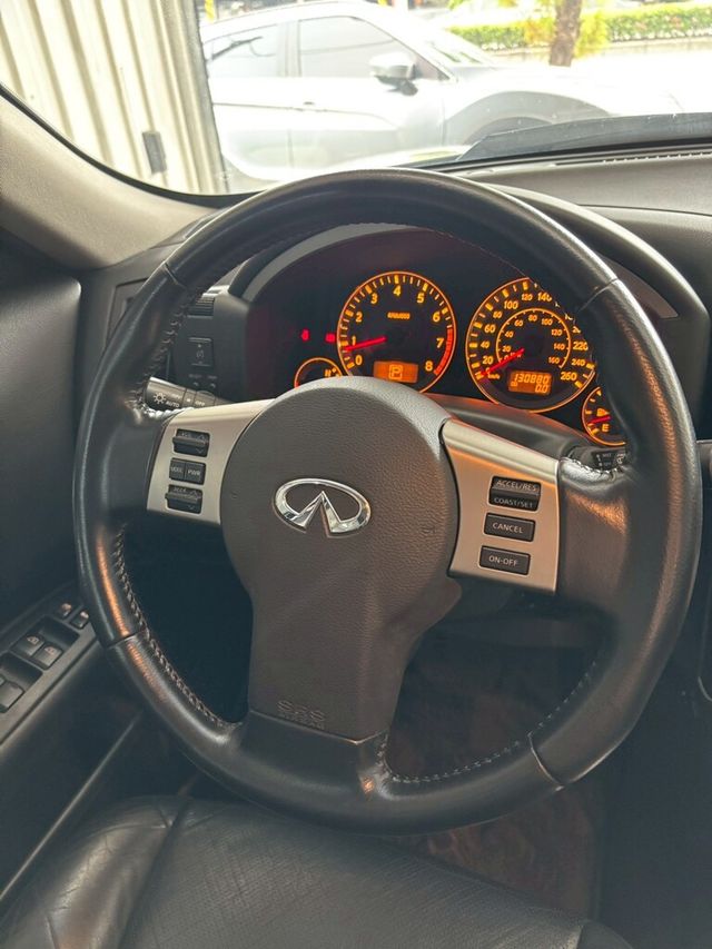 INFINITI無限 FX35  第10張相片