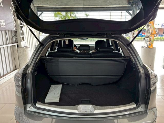 INFINITI無限 FX35  第17張相片