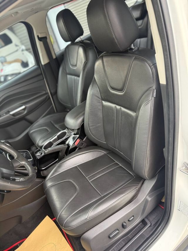 FORD福特 KUGA  第10張相片