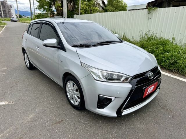 YARIS  第3張相片