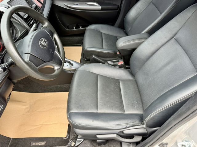 YARIS  第9張相片