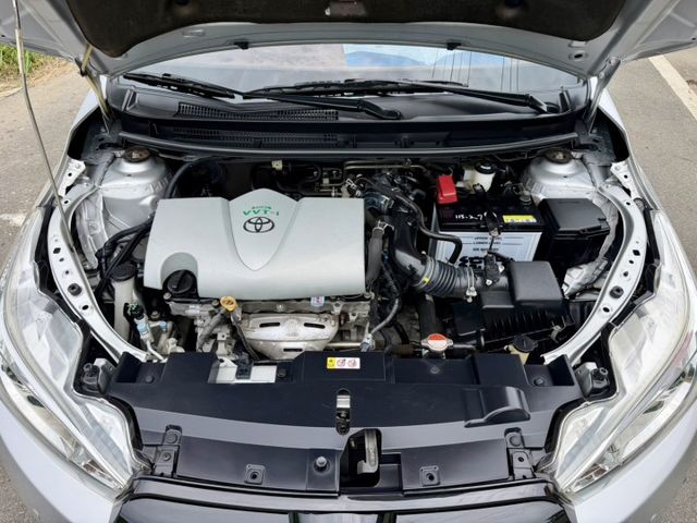YARIS  第20張相片
