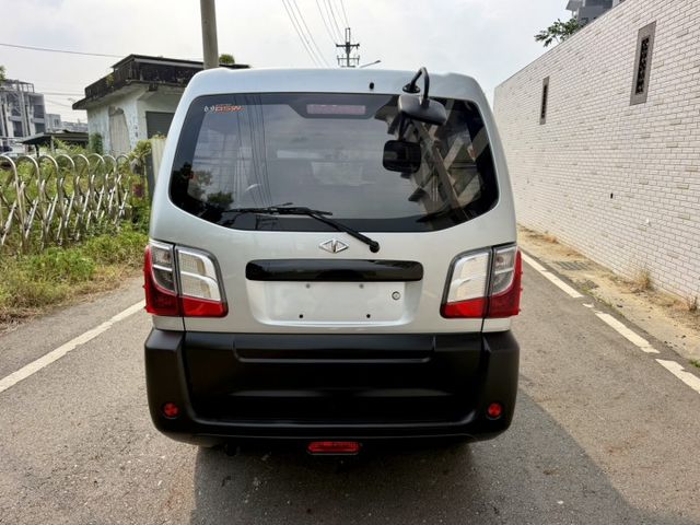 手排 客貨 賺錢最佳好車 只跑11萬 已認證  第5張相片
