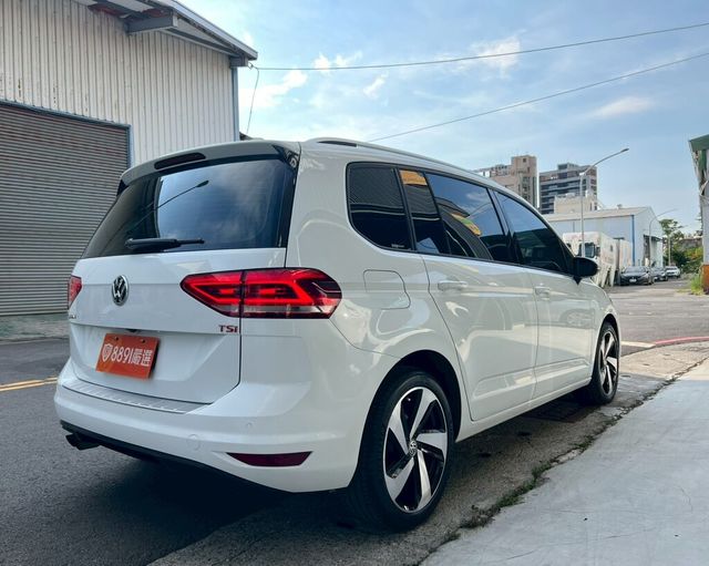 VOLKSWAGEN福斯 TOURAN  第2張相片