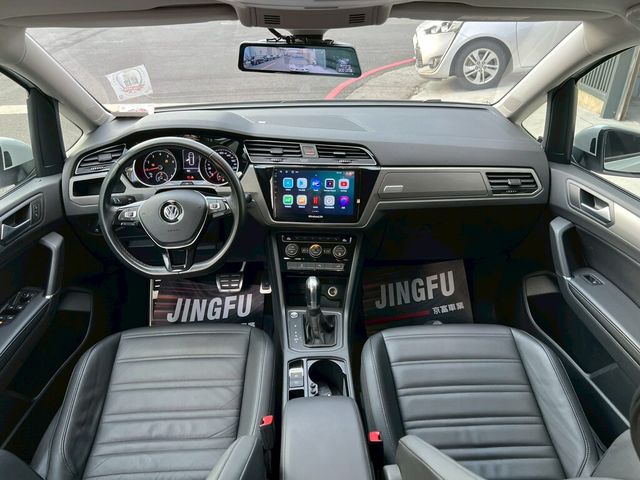 VOLKSWAGEN福斯 TOURAN  第3張相片