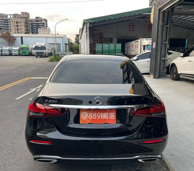 M-BENZ賓士 E200  第6張相片