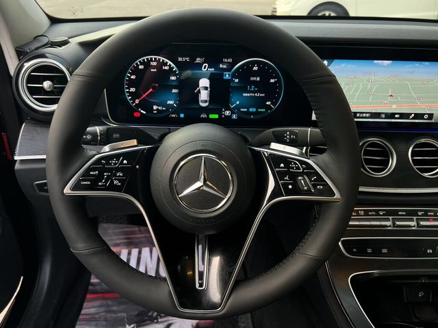 M-BENZ賓士 E200  第7張相片