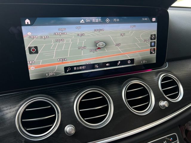 M-BENZ賓士 E200  第8張相片
