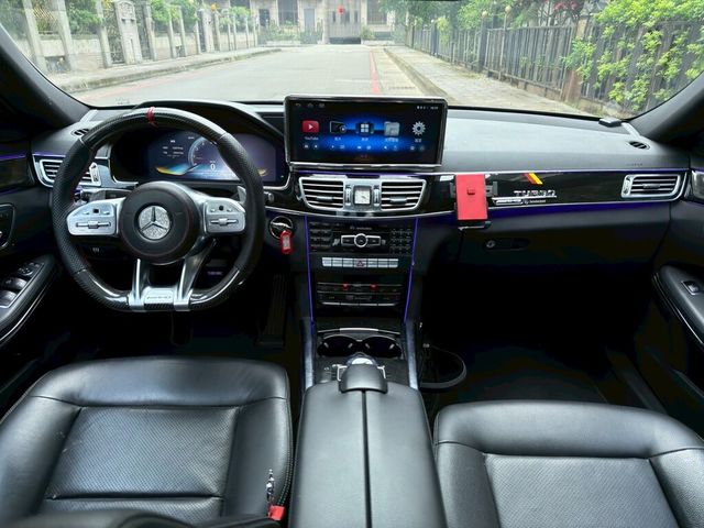 M-BENZ賓士 E200  第3張相片