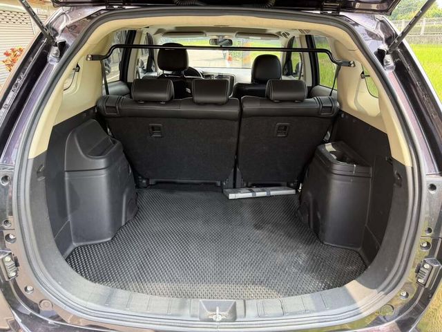 MITSUBISHI三菱 OUTLANDER  第5張相片