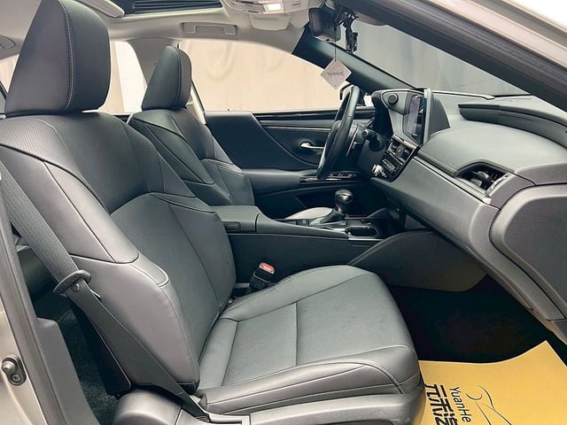 LEXUS凌志 ES200  第12張相片
