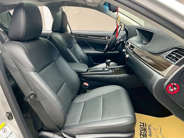 LEXUS凌志 GS300H  第12張相片