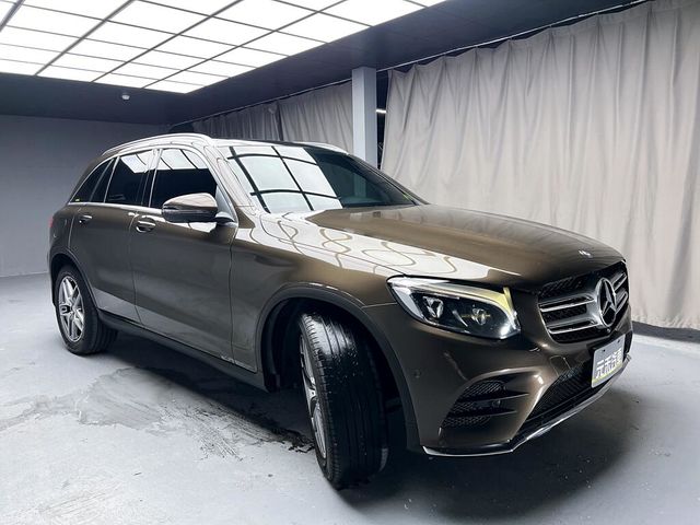 M-BENZ賓士 GLC250  第3張相片
