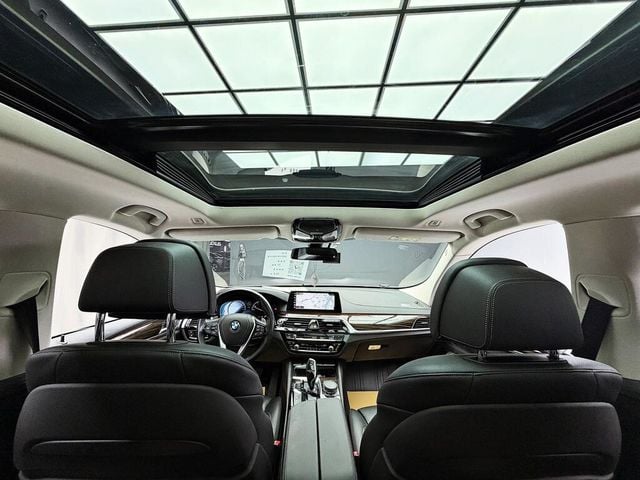 BMW寶馬 630I GT  第9張相片